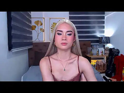 JuicyCockThea webcam