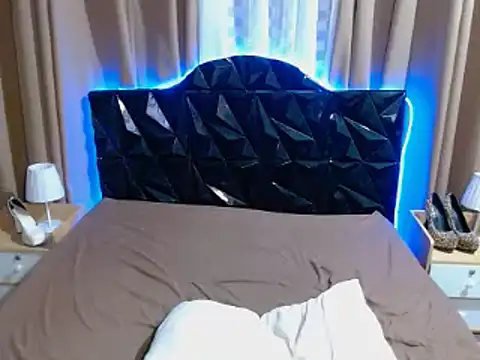 AshantTsiBigCock webcam