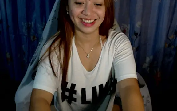 urlover_mae26 webcam