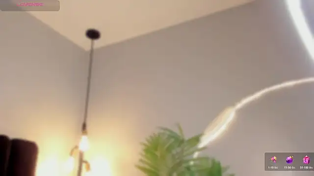 Juli_Casanova webcam