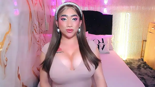 SelfsuckmyBigBanna webcam