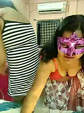 Naughty_Kayra webcam