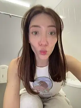 BallerinaCappuccino_'s live cam