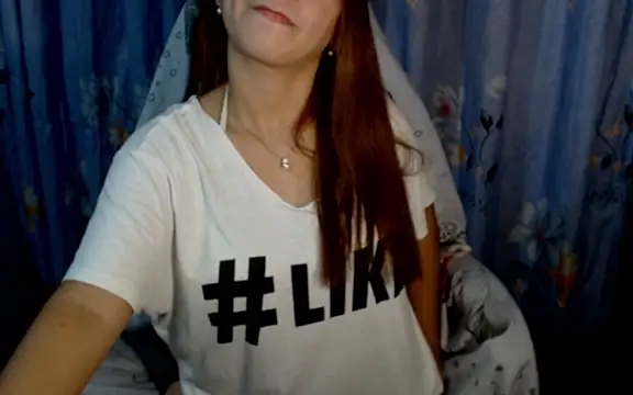 urlover_mae26 webcam