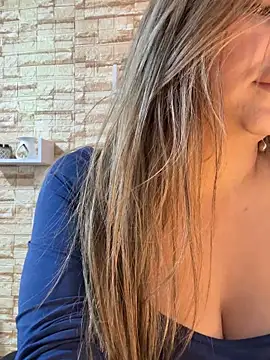 _Abril-Office1 webcam