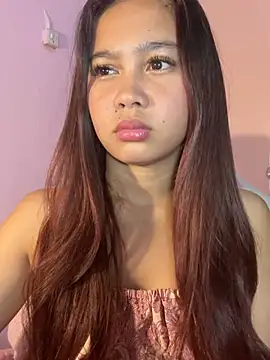 ursweet_babygirl webcam