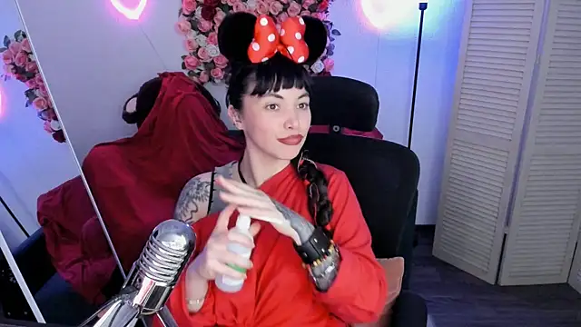 NeoGeisha webcam