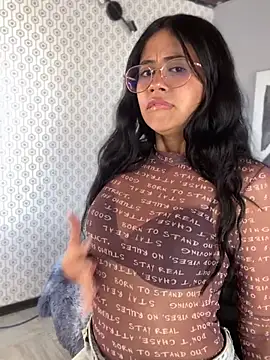 BabyLuli_Pink webcam