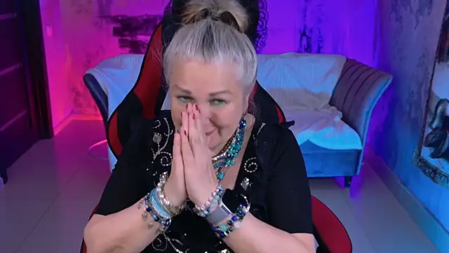 lilamaharani - LilaMaharani's free webcam - UK Sex Cams