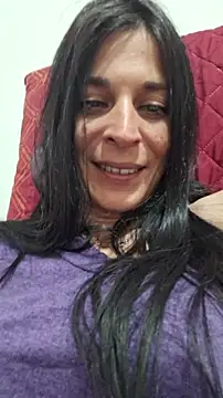 viola43 (F milf) - pinse capezzoli