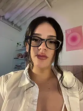 violet-333 (F young) - OCEAN SQUIRT IN YOUR FACE IN SHOWER