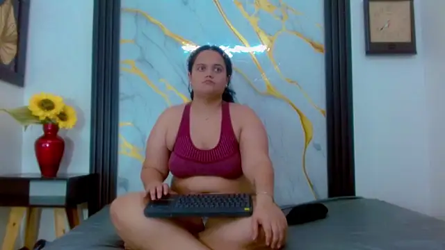 brunnette_hot webcam