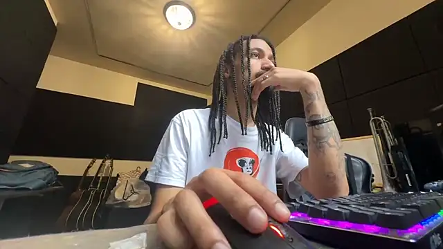 FavelaDaddyCum webcam