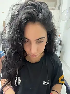 heratemporal (F young) - Wet me