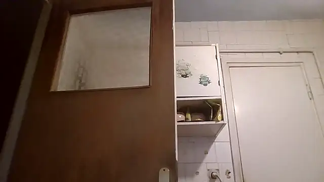 mariusica1@xh webcam