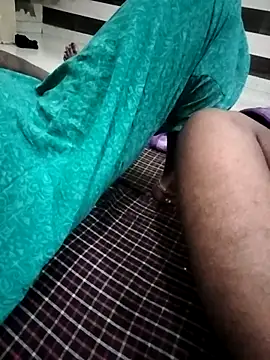 sdfuubjkn Live Webcam on Stripchat