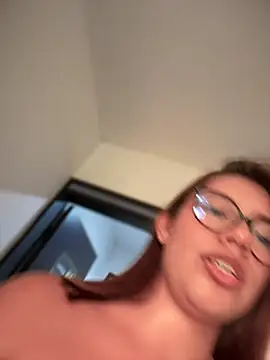 sara_calderon webcam