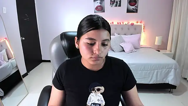 Miss_Cataleya__ webcam