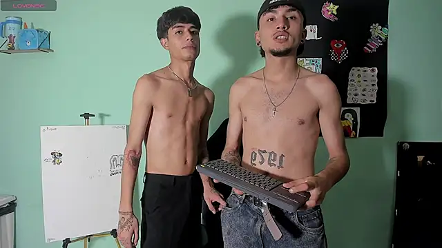 onlyup420 (G twink) - HOT KISS