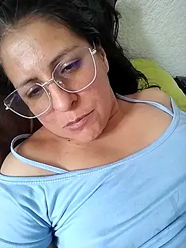 LucifernandaSw live sex cam