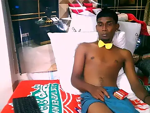 IndianThuggin webcam