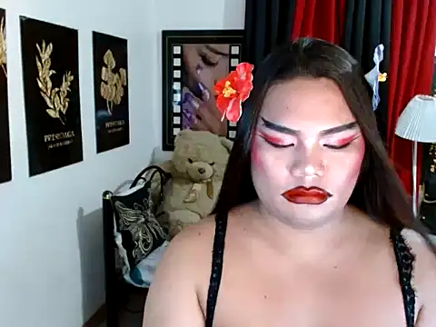 TSbrianaHugeCock webcam