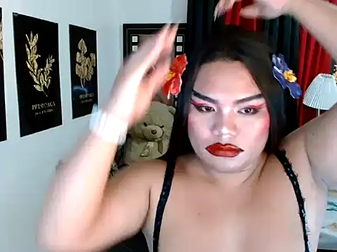 TSbrianaHugeCock webcam