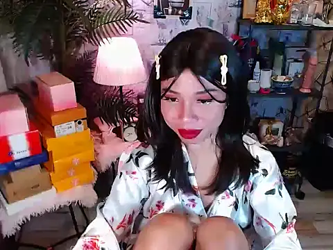 AsianTrixxx webcam