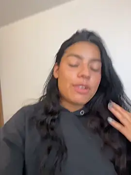 laia_white - Laia_white's free webcam - UK Sex Cams