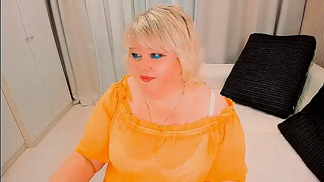 BIGTITSBBW webcam