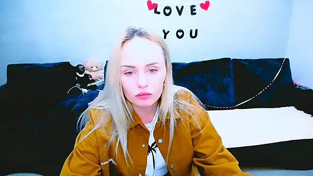 LiluMoon__ webcam