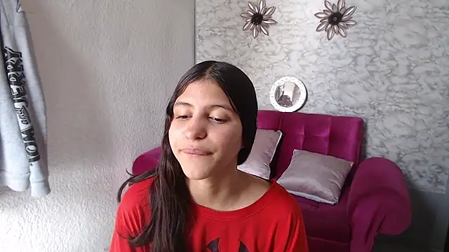 evagirl69 - Evagirl69's free webcam - UK Sex Cams