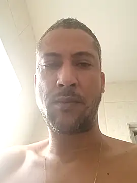 Arrombador20's live cam