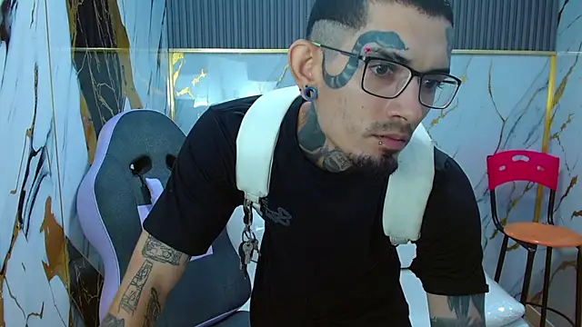 Boy_tatto77 webcam