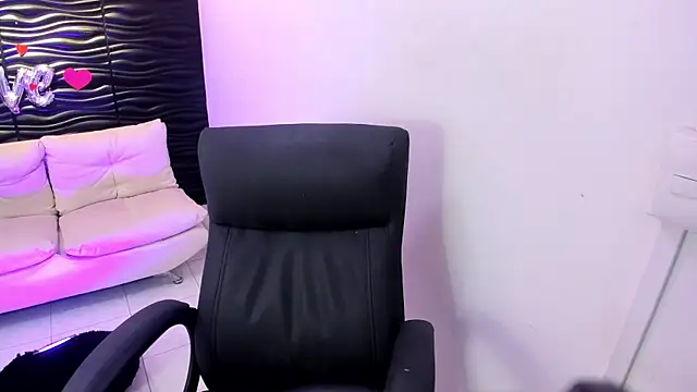 dominicjonnes webcam