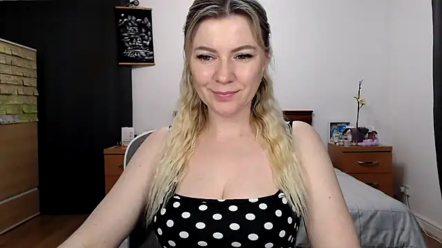 ParadiseAlina webcam