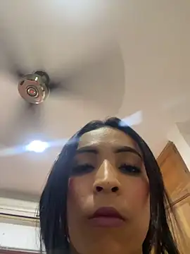 Webcam Model (Rosa_25x)  is live.Free join now!