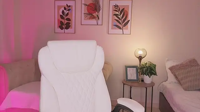 DahianaWalcott webcam