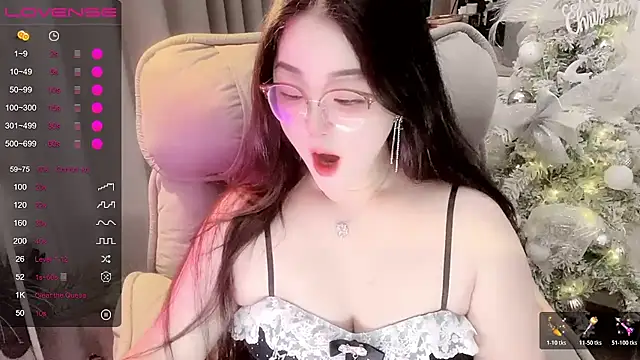 Monica-666888- webcam