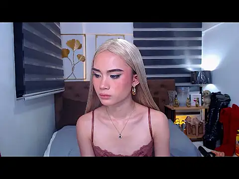 JuicyCockThea webcam