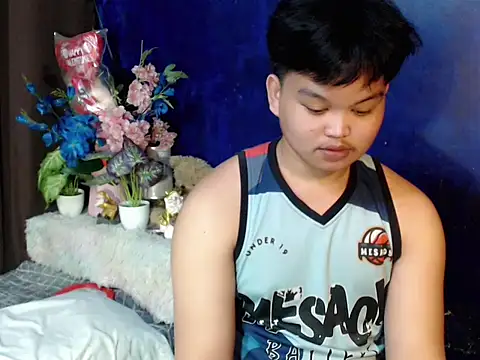 rain_cum (M twink) - LETS CUM HERE IN PUBLIC OR PVT