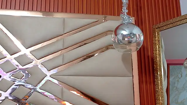 Sluttyandmature webcam