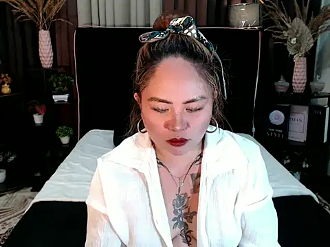 EstellaStarXxx webcam