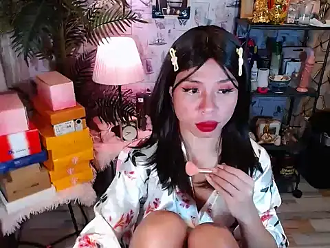 AsianTrixxx webcam