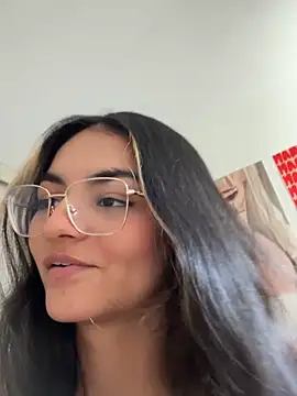 Cat2525 live sex cam