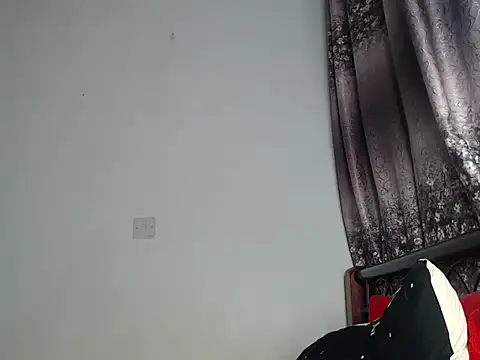 Whimsicalwillow webcam