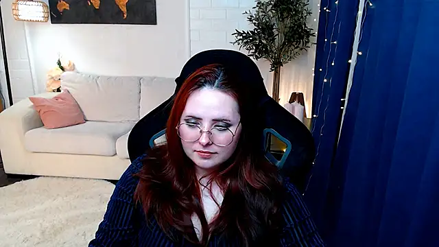 Hennessy_bunny webcam