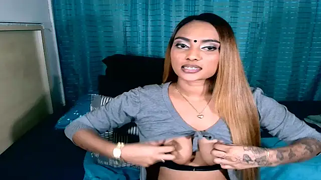 sexyindianchic webcam