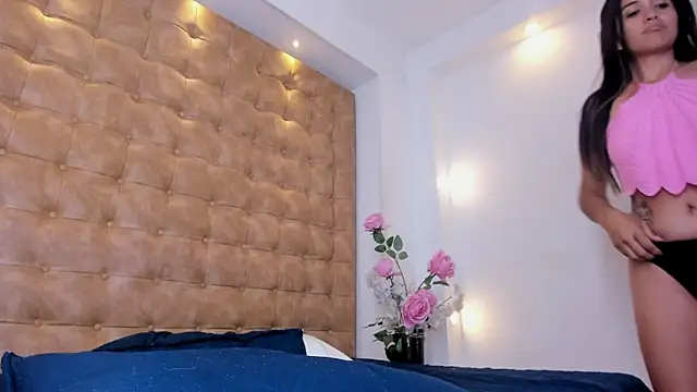 violet_giraldo webcam