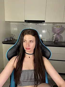 CurlyLara live sex cam